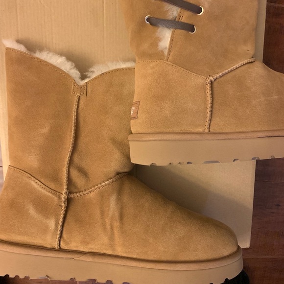 💓💓UGG - Boot Size 12-Please Read description! - Picture 6 of 8